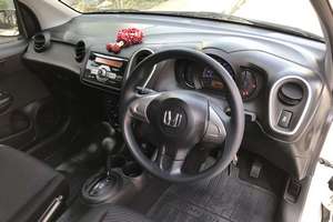 렌터카 Honda Mobilio (7 Seater) - photo 7