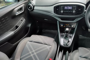 렌터카 MG3 (21-24) - photo 11