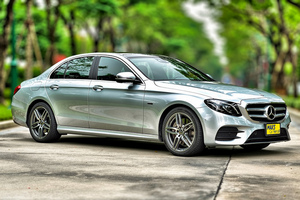 렌터카 Mercedes Benz E AMG (19-22) - photo 1