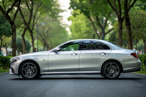 렌터카 Mercedes Benz E AMG (19-22) - photo 6