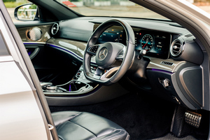 렌터카 Mercedes Benz E AMG (19-22) - photo 13