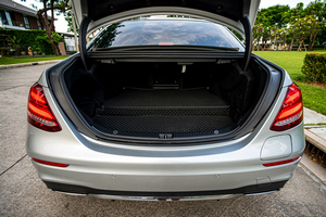 렌터카 Mercedes Benz E AMG (19-22) - photo 16