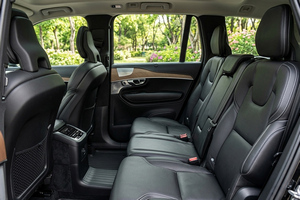렌터카 Volvo XC90 (19-23) - photo 8