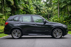 렌터카 BMW X5 M SPORT (17-19) - photo 3