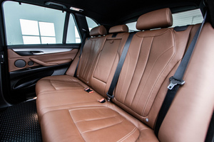렌터카 BMW X5 M SPORT (17-19) - photo 12