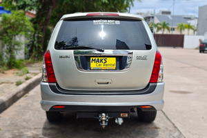 렌터카 Isuzu MU7 - photo 12