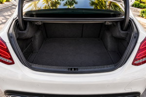 렌터카 Mercedes Benz C AMG (17-23) - photo 19